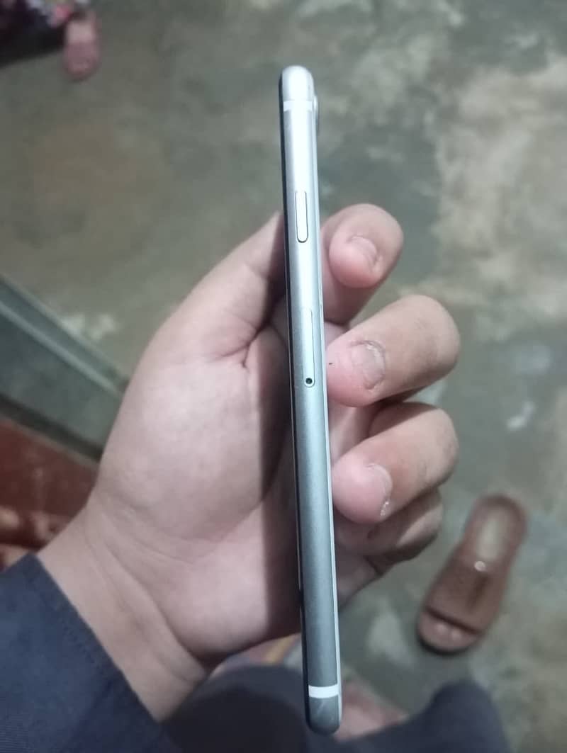 Apple iPhone SE 1