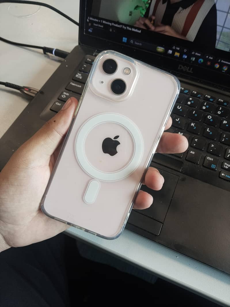 Apple iPhone 13 0