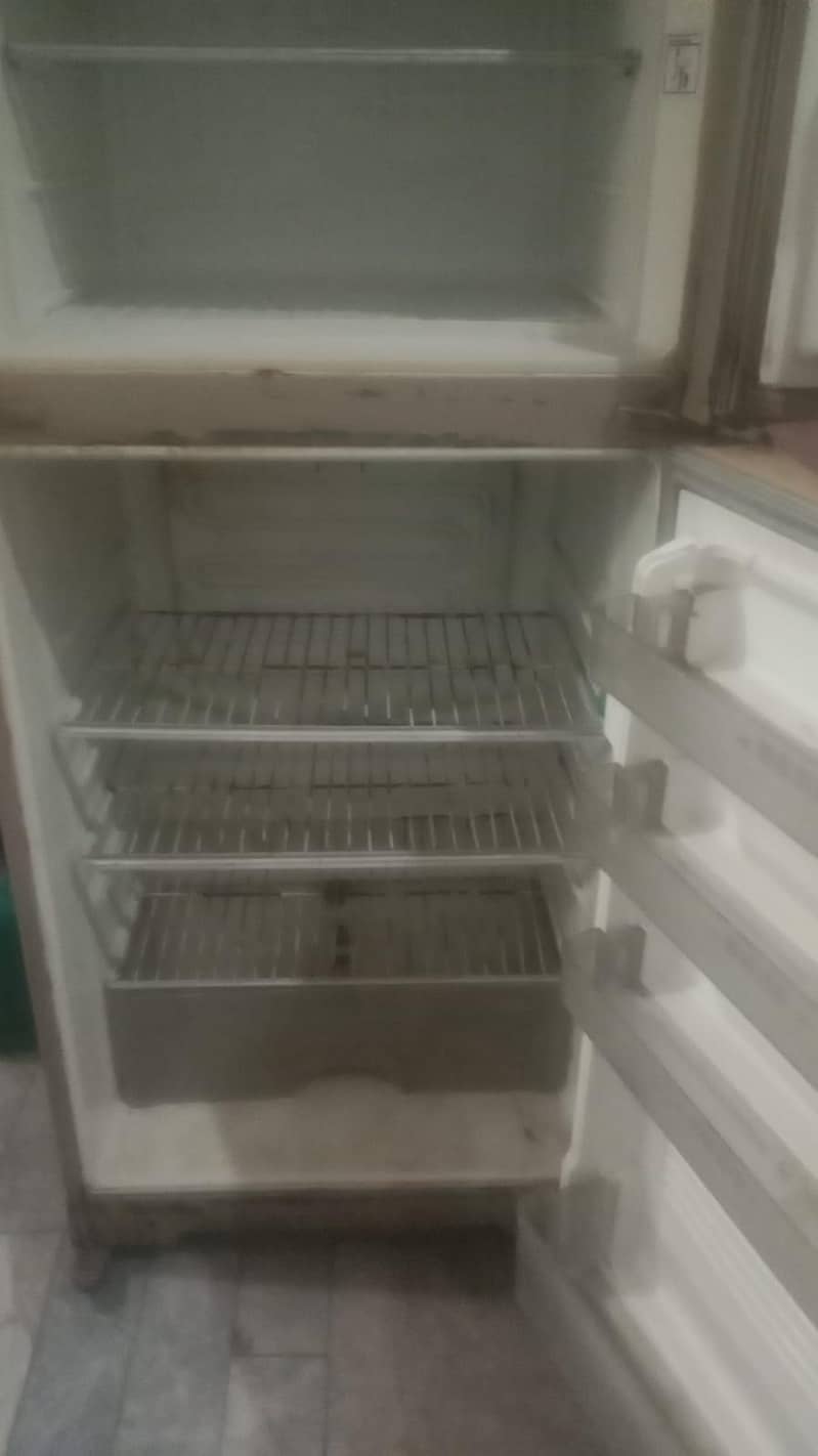 Refrigerator 5