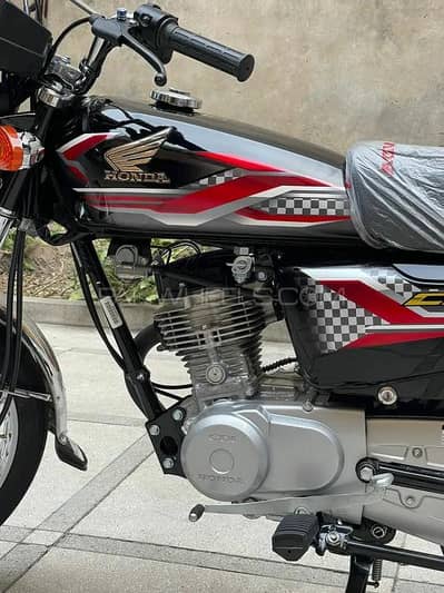 Honda CG 125 | Model 2024 | Black Honda| 3500 KM | Only Call