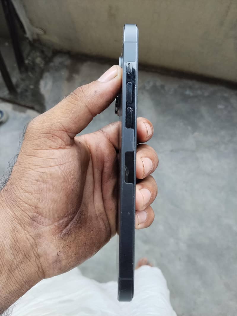 Apple iPhone 14 Pro Max 5