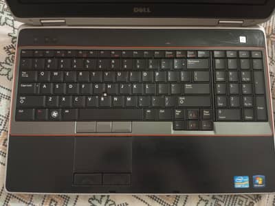 Dell laptop Core i7 2 Gen.