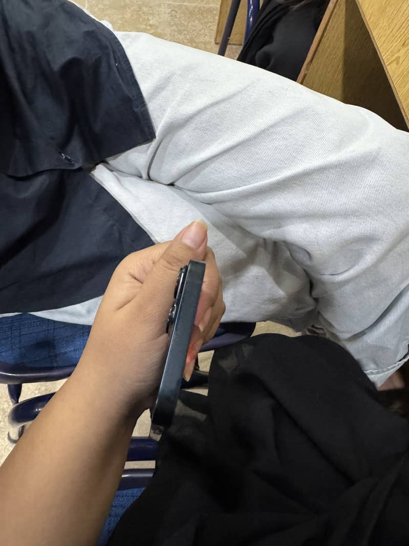 Apple iPhone 14 2
