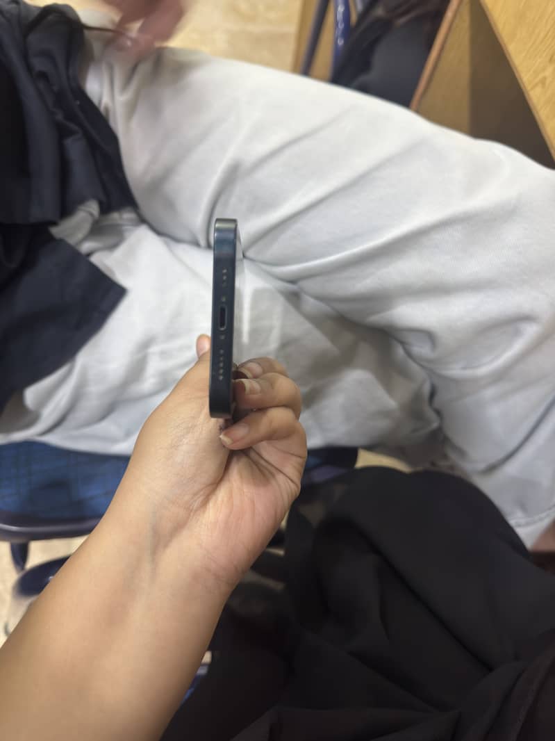 Apple iPhone 14 5