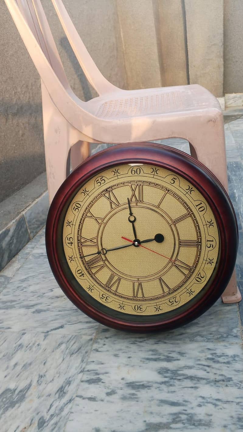Clock for wall dicor 0