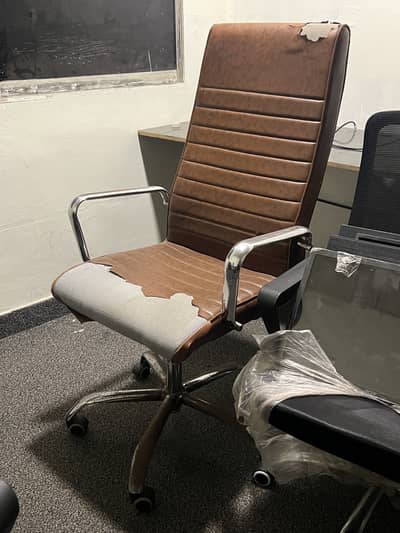 Office 6 chairs available