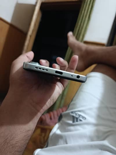 Infinix Hot 60i 6+6 128