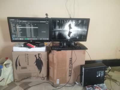 Hp Prodesk 400 G5 for sale with Dual Hp 4k display and all accessories