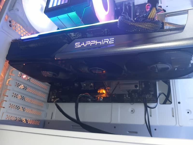 Rx 5700XT Nitro+ 1