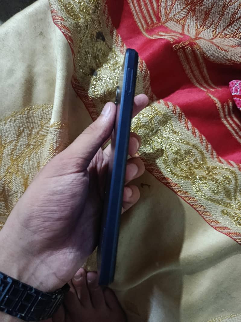 OPPO A17 4