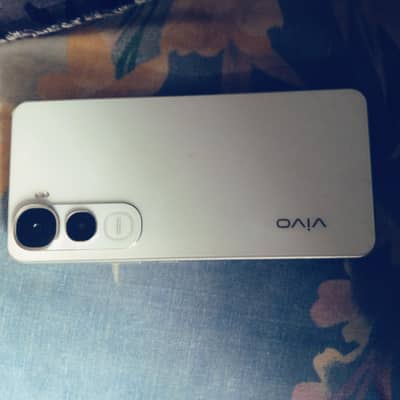 Vivo Y400