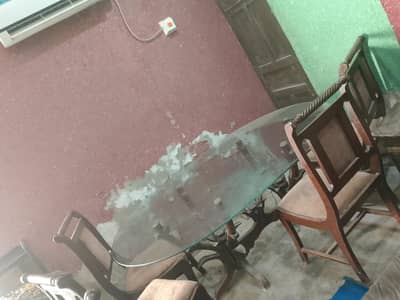 6 chairs with dining Table good condition