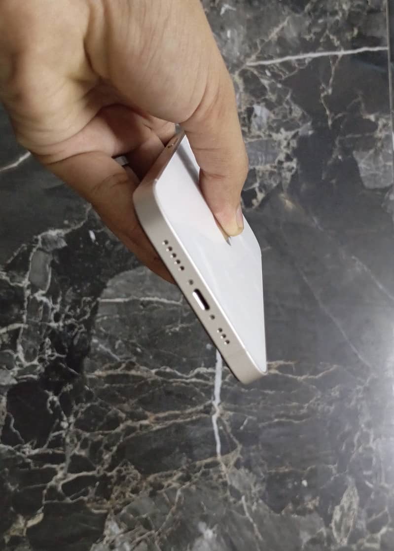 Apple iPhone 14 2