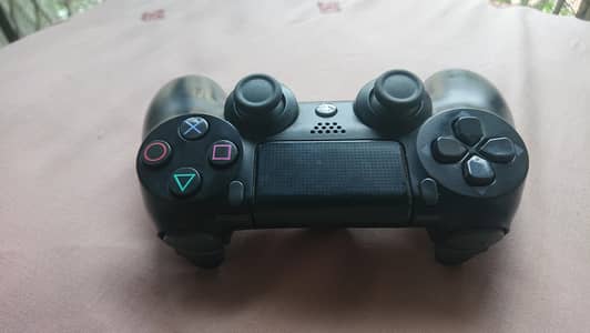 Sony PS4 DUALSHOCK 4 Controller For Sale