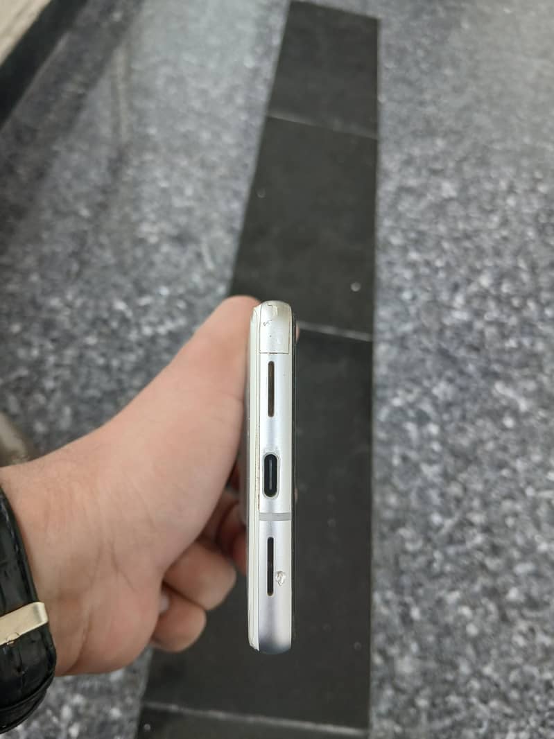 Google Pixel 7 5