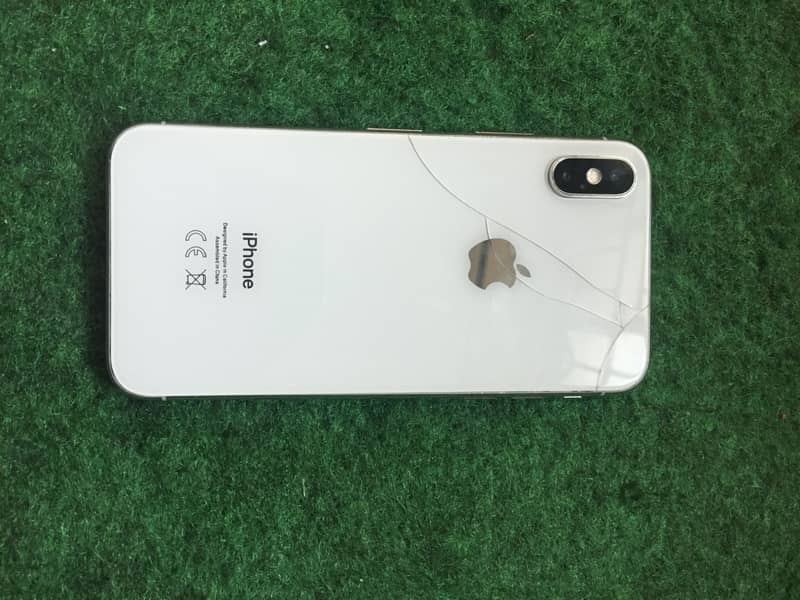 iPhone X 4