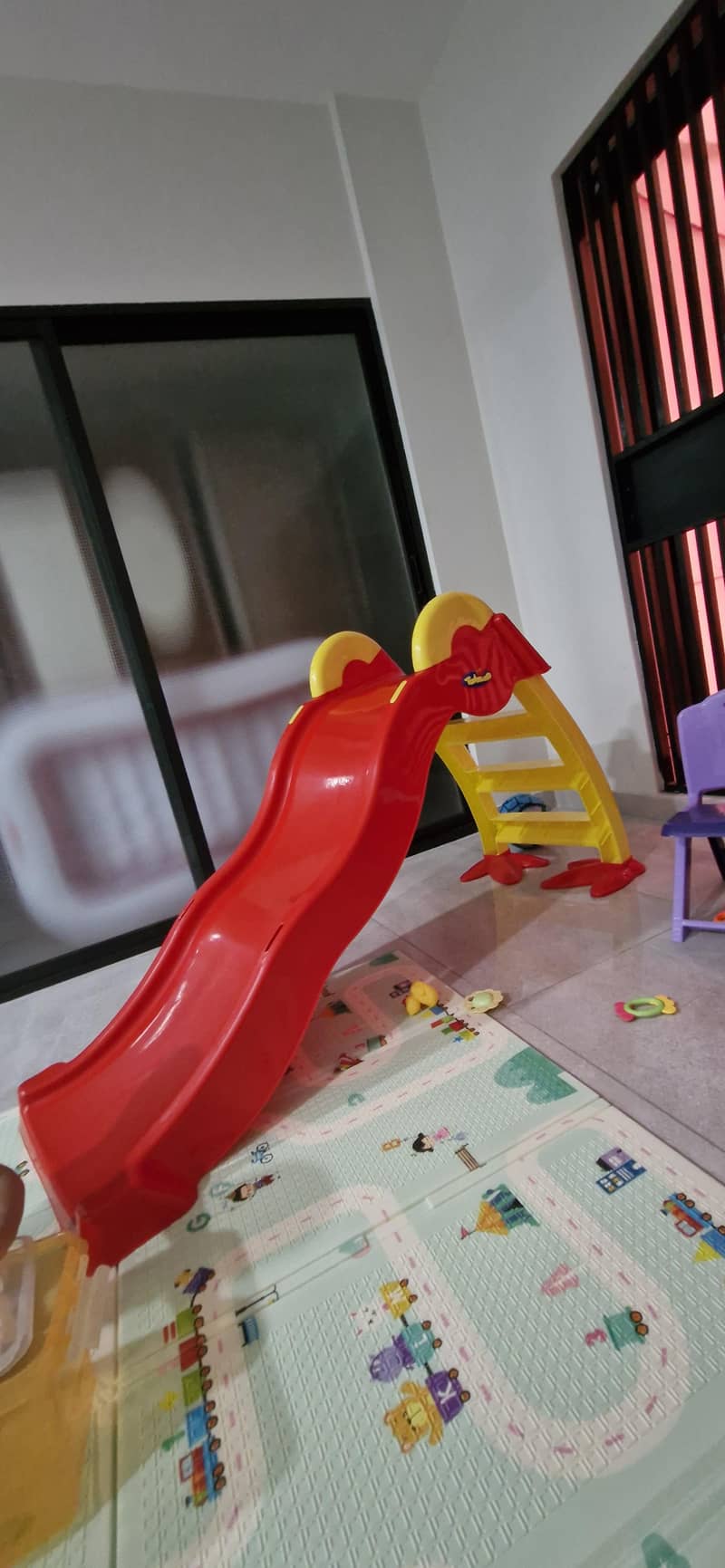 kids bumpy slide 1