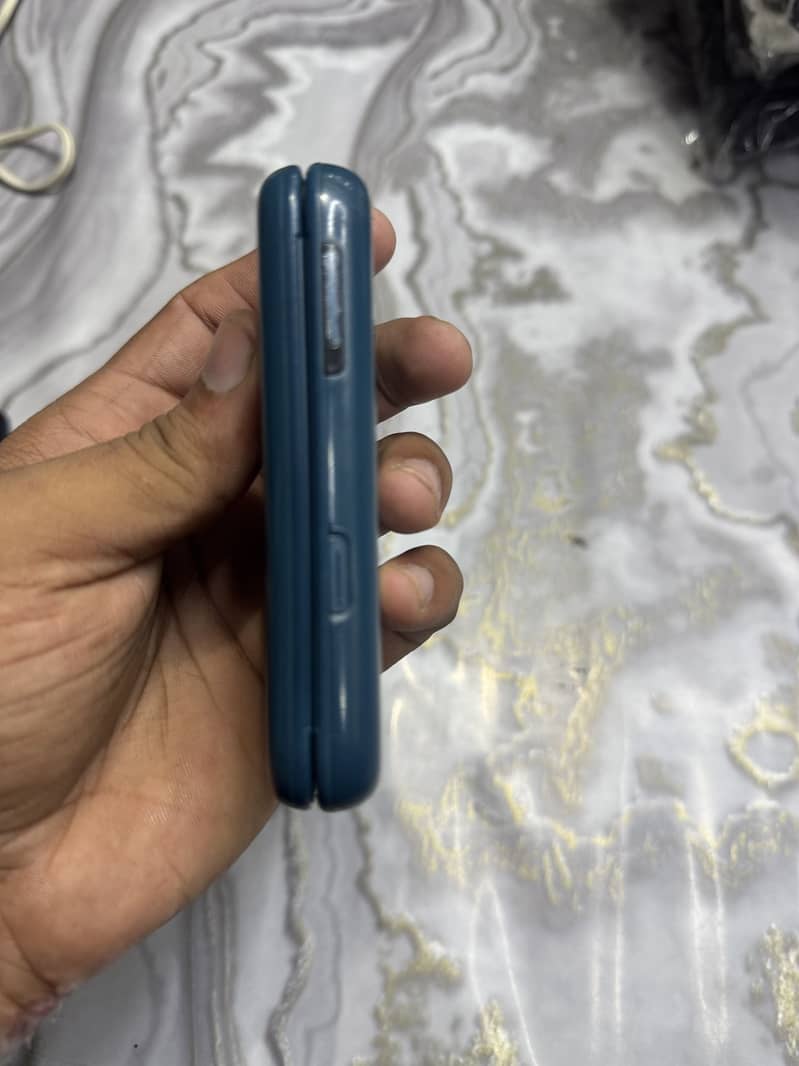 Nokia 2660 4