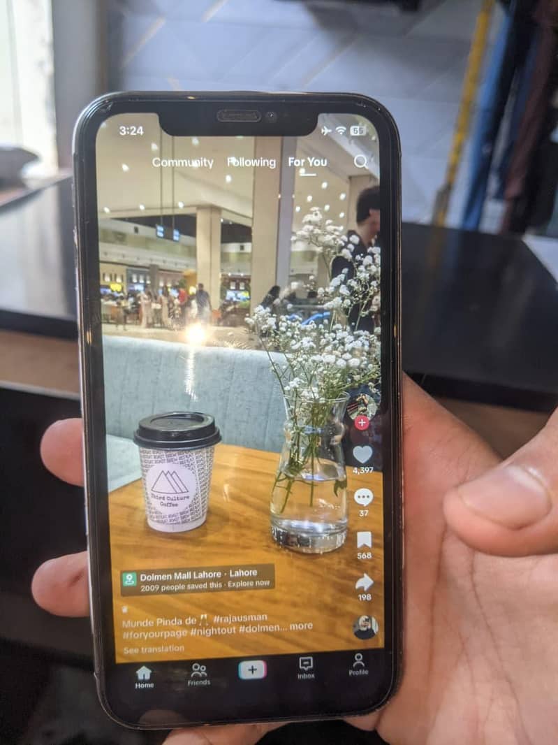 Apple iPhone 11 0