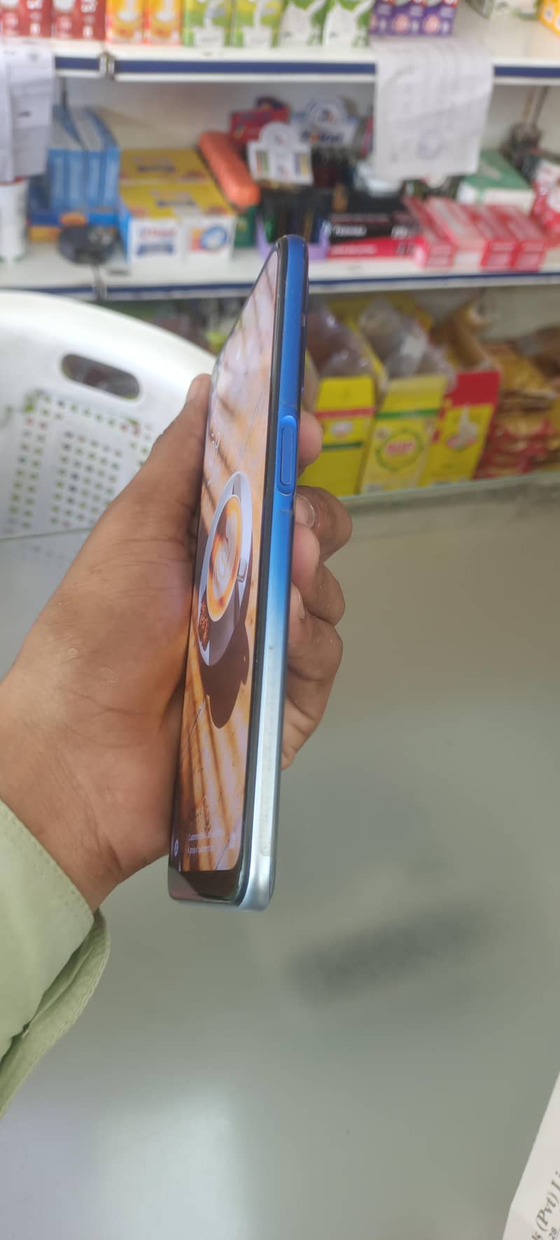 OPPO A54 1
