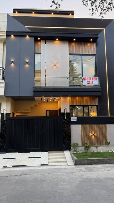 Well-Constructed House Available For Sale In New Lahore City