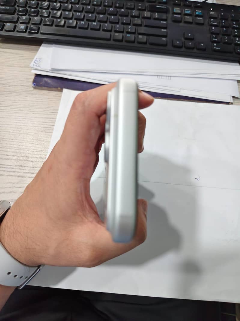 Apple iPhone 17 Pro Max 5