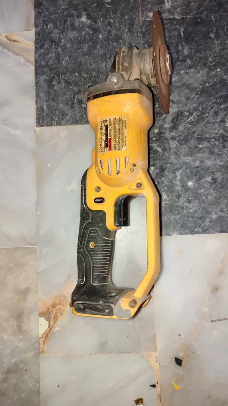dewalt angle grinder 4