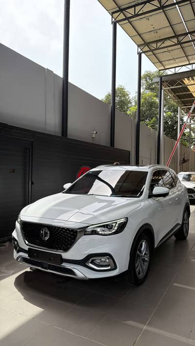 MG HS 2024