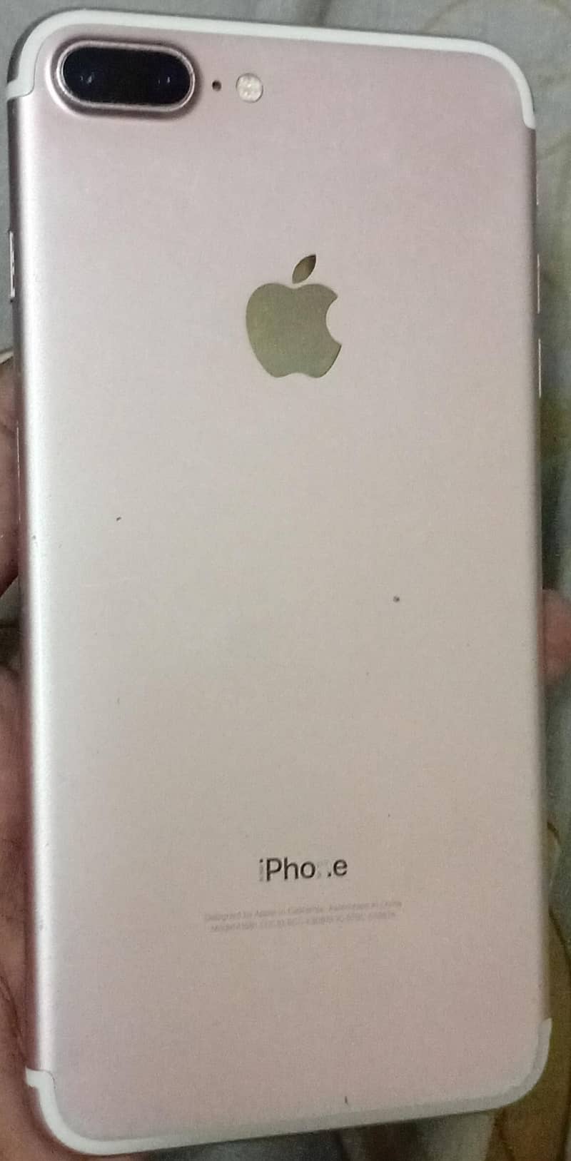 Apple iPhone 7 Plus 1