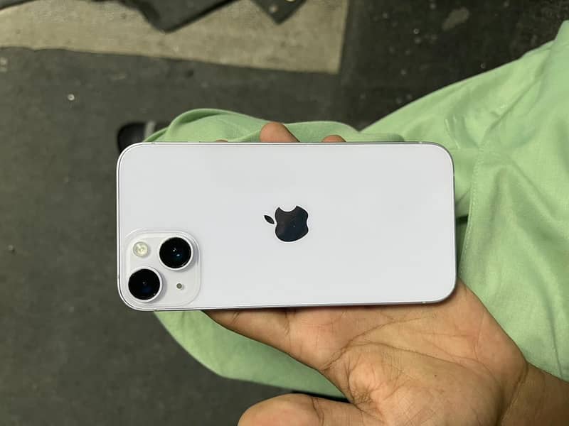 Apple iPhone 14 0