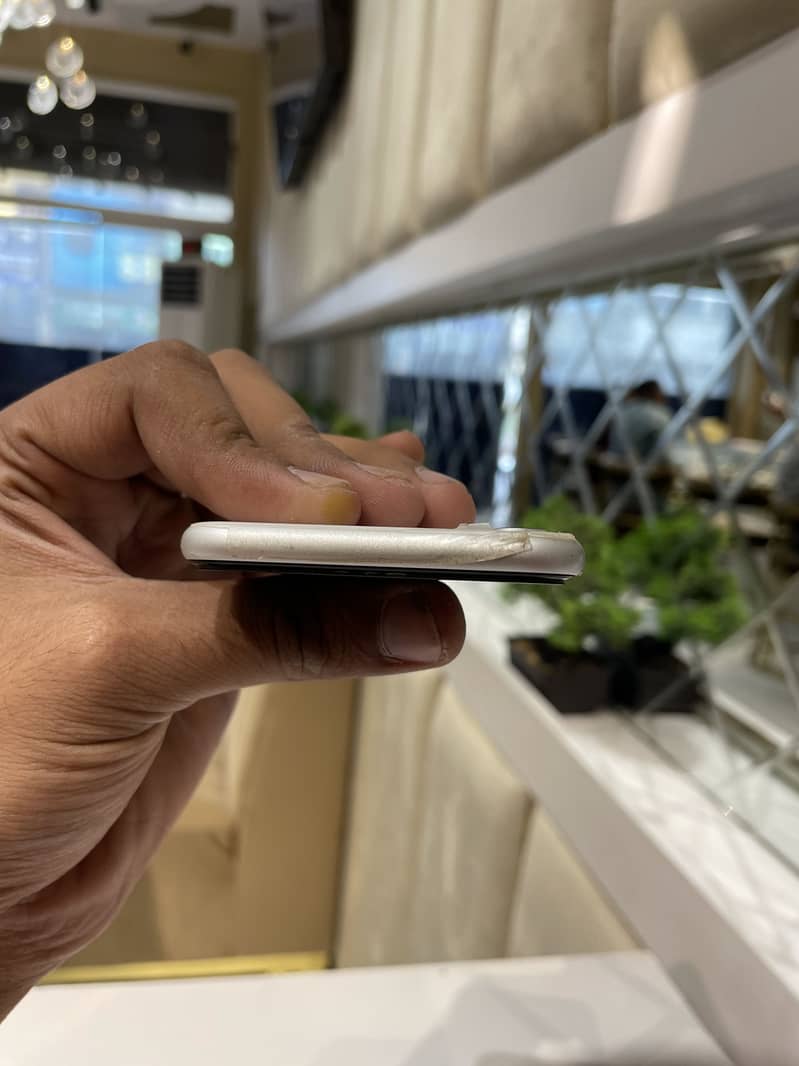 Apple iPhone SE 1