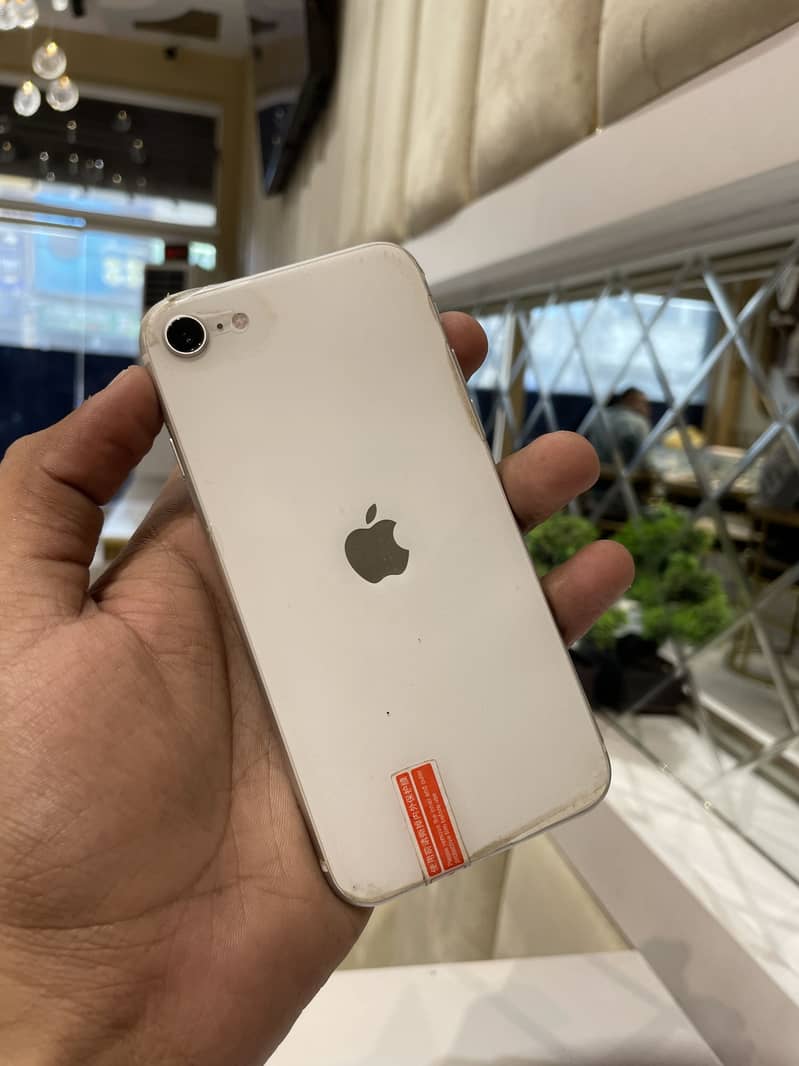 Apple iPhone SE 4