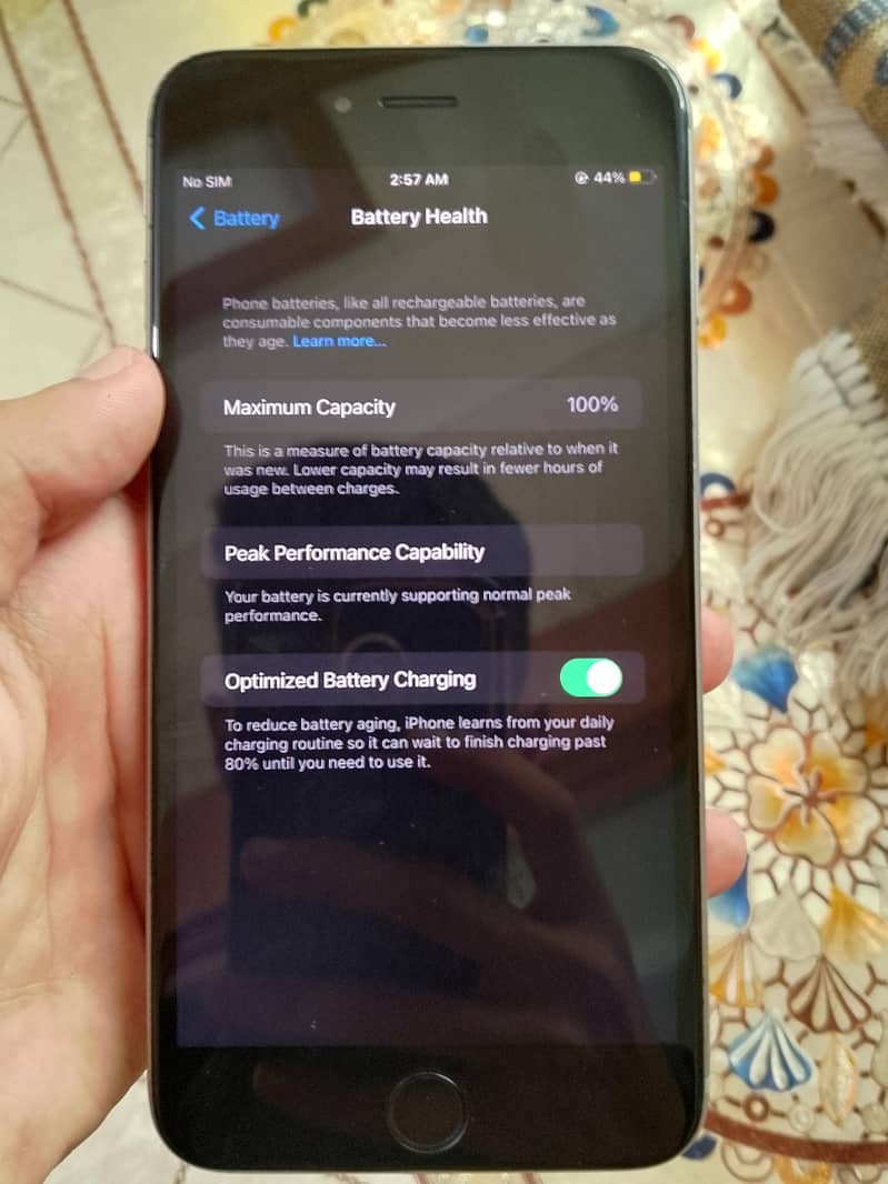 Apple iPhone 6S Plus 2