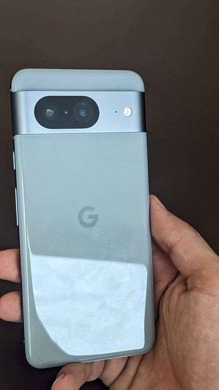 Google Pixel 8 1