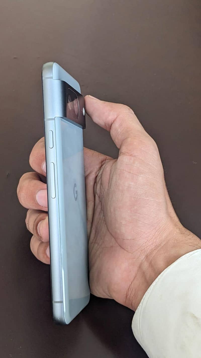 Google Pixel 8 7