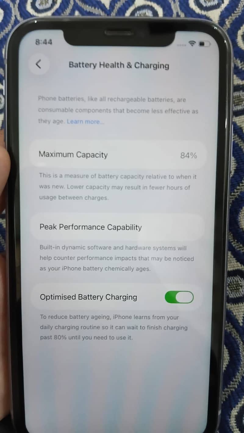 Apple iPhone 11 0
