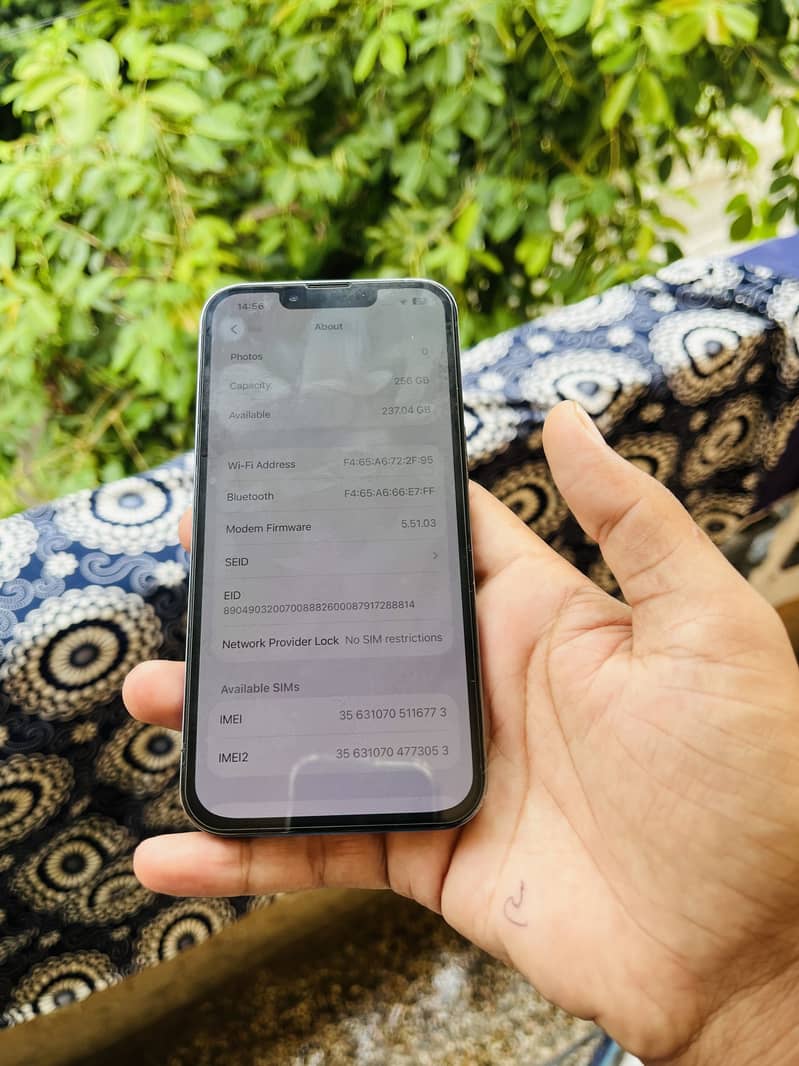 Apple iPhone 13 Pro 8