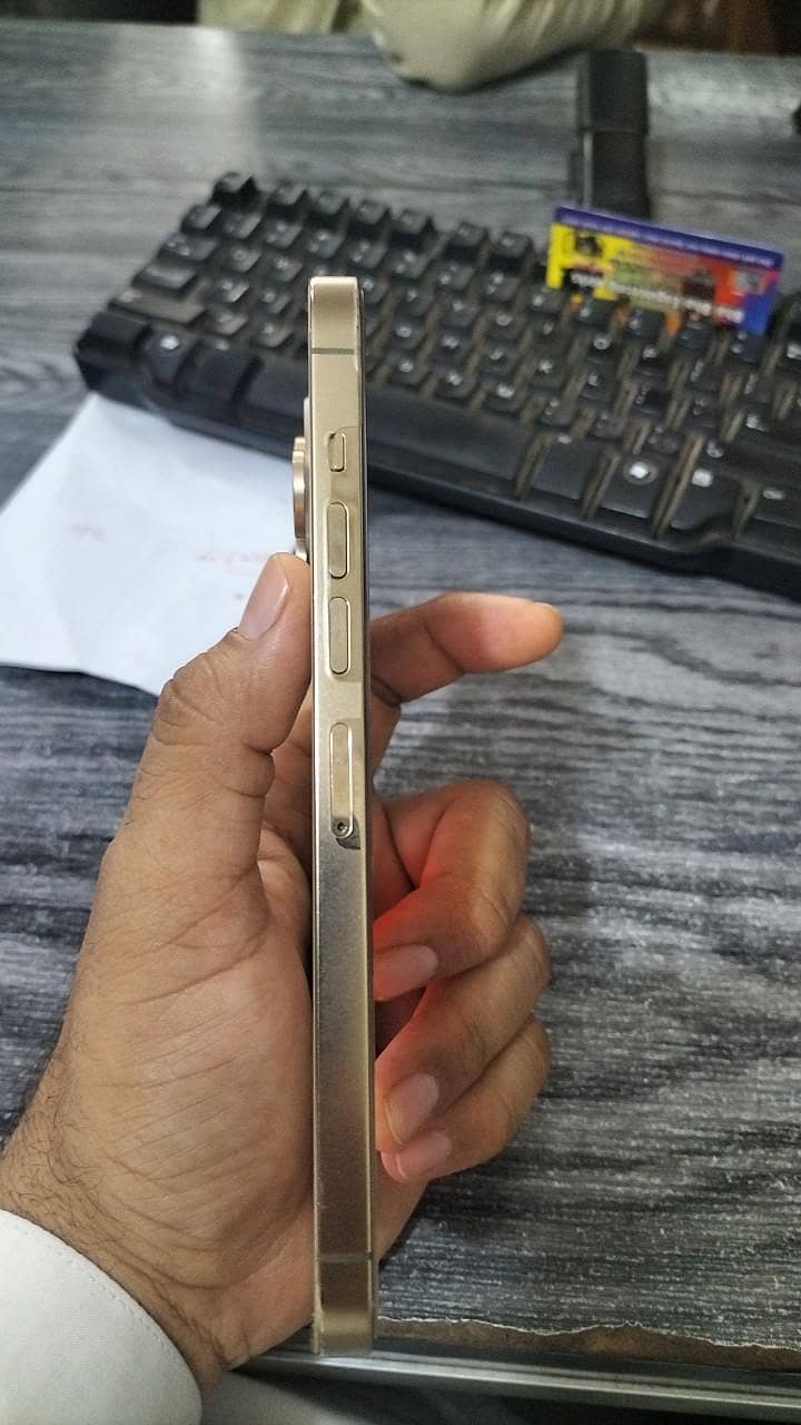 Apple iPhone 13 Pro Max 3