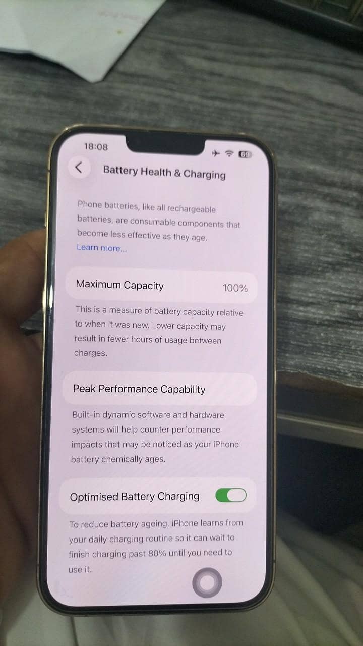 Apple iPhone 13 Pro Max 4