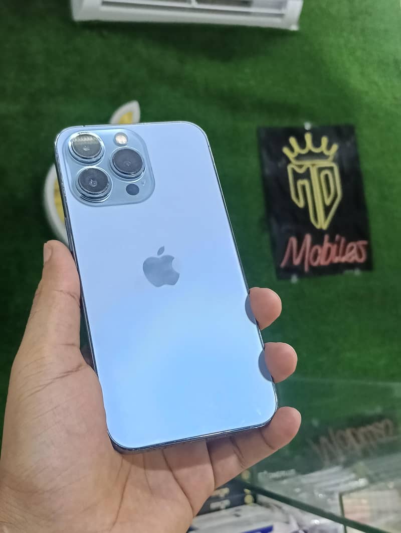 Apple iPhone 13 Pro 3
