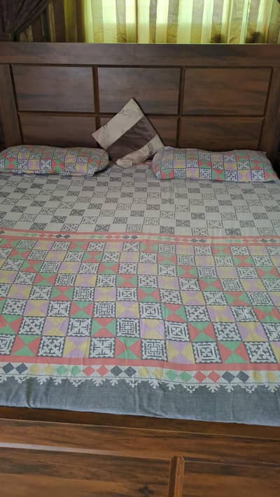 king size bed and mattress