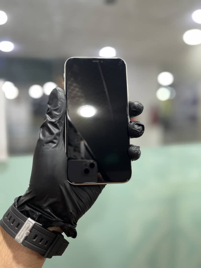 Apple iPhone 11 2