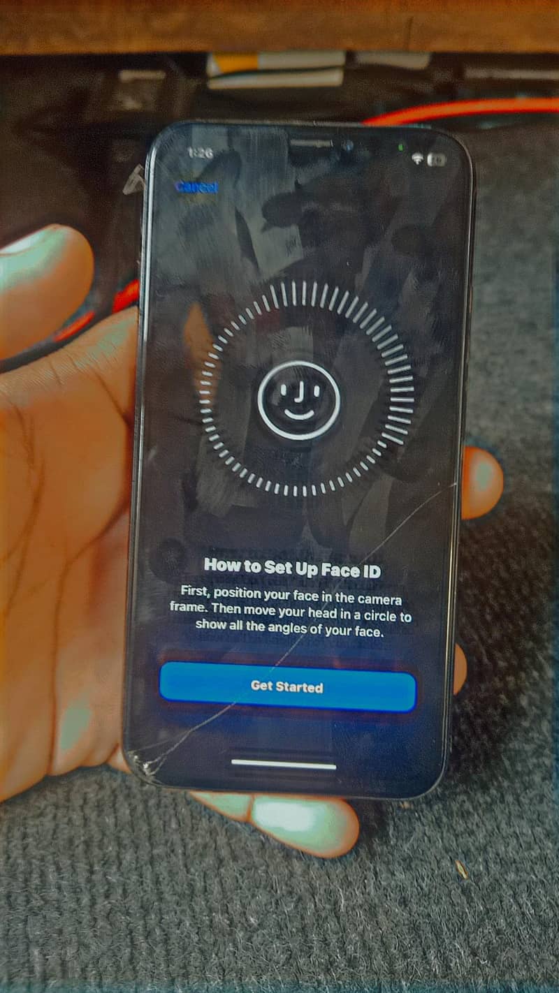 Apple iPhone X 4
