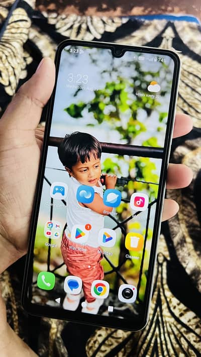 Redmi New phone  . . All ok … Box with charger . . 11 month warranty . .