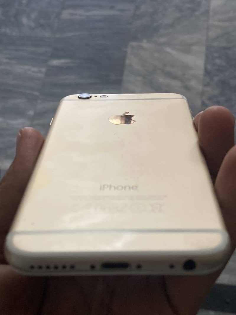 Apple iPhone 6 0