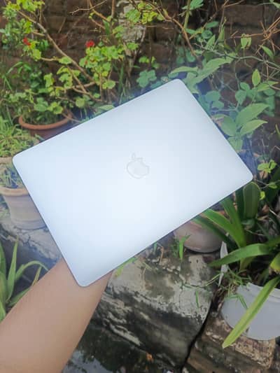 MacBook Pro 13-inch (2020) | 32 GB RAM | 512 GB SSD