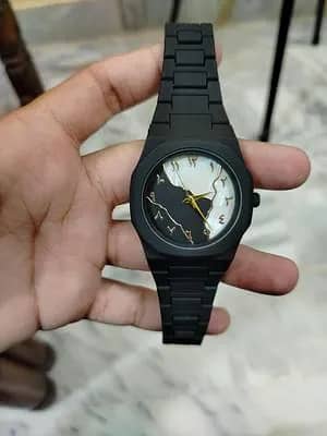 Stylish Luxury Marble Dial Unisex Watch – Black & White  Elegant Arabi