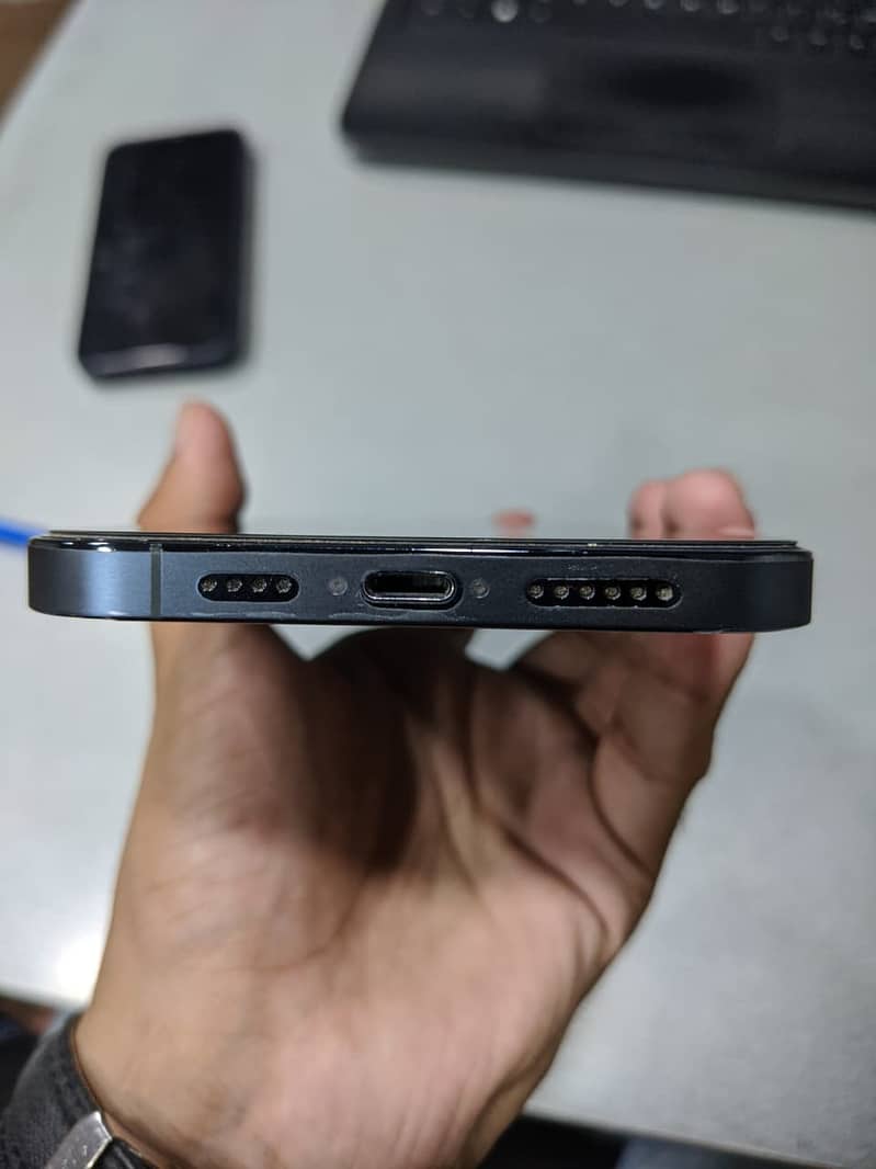 Apple iPhone 12 Pro Max 2