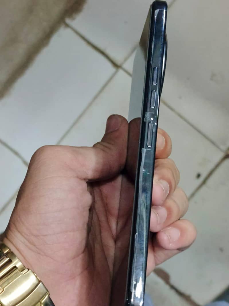 Tecno CAMON 30 2