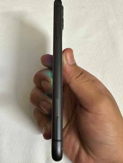 Apple iPhone 11 2